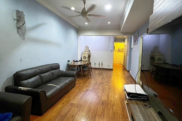 Pangsapuri Jati, Taman Subang Mewah