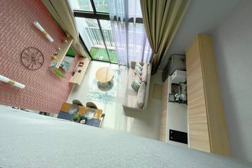 I Residence @ I City