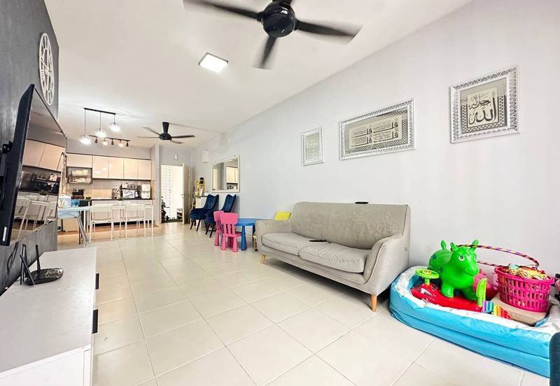 De Bayu Apartment @ Setia Alam