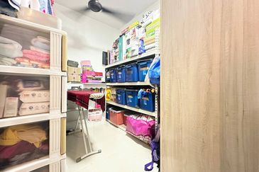 De Bayu Apartment @ Setia Alam