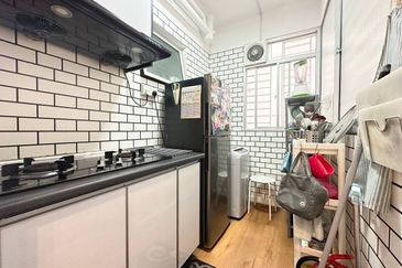 De Bayu Apartment @ Setia Alam