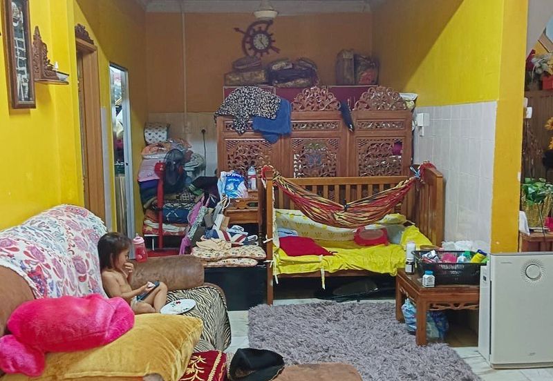 Jalan Putra Permai 10/4 C