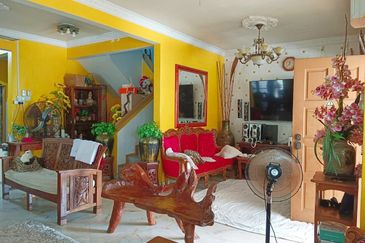 Jalan Putra Permai 10/4 C