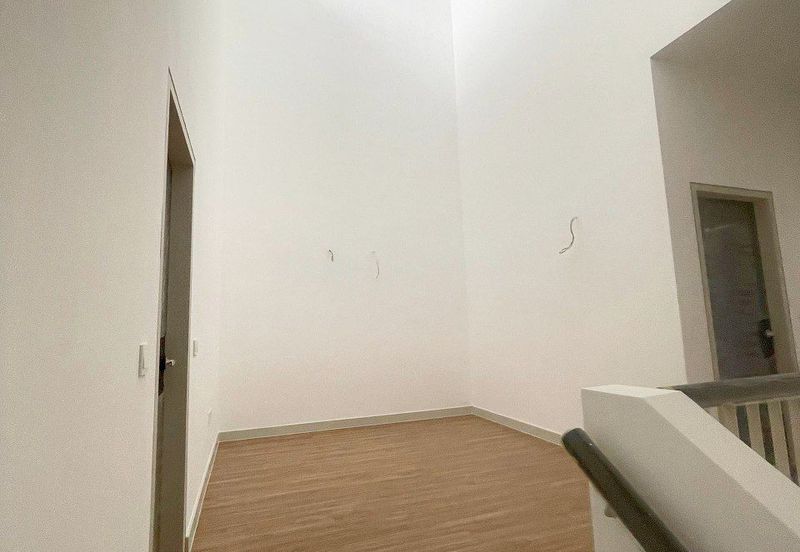 Elmina Green Three @ City of Elmina