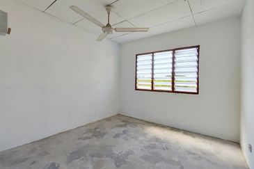 Flat Kampung Lindungan / Flat Petaling Jaya Selatan