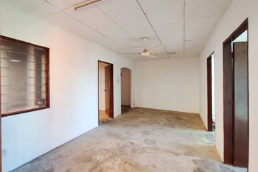 Flat Kampung Lindungan / Flat Petaling Jaya Selatan