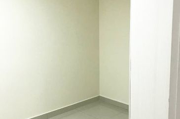 Suria Residence Bukit Jelutong For Rent