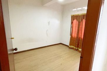 Subang Perdana Goodyear Court 10