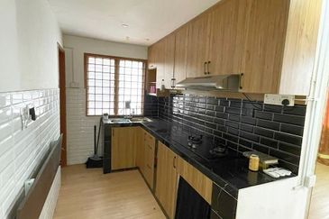 Subang Perdana Goodyear Court 10