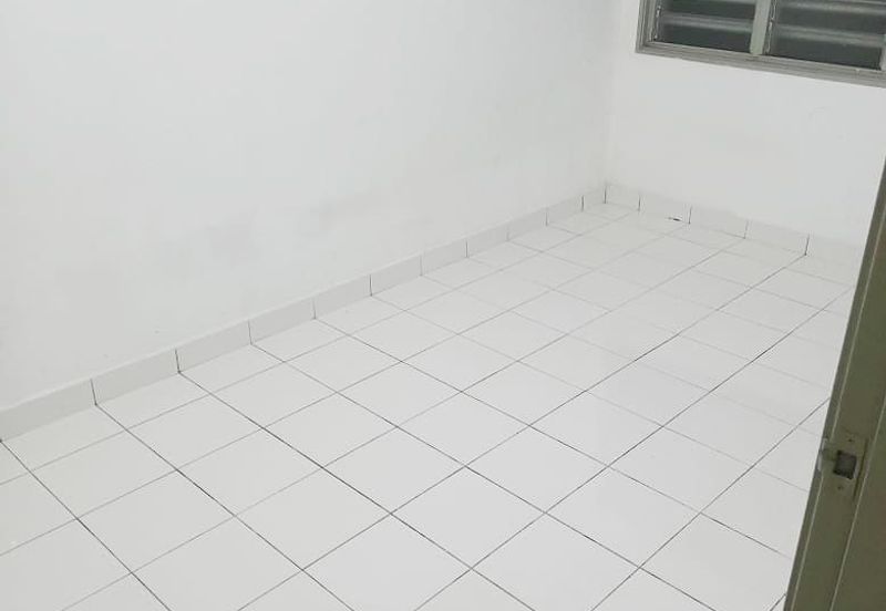 Jalan Uranus U5/122C