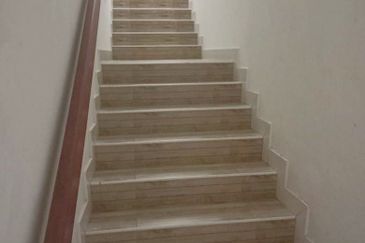 Jalan Uranus U5/122C