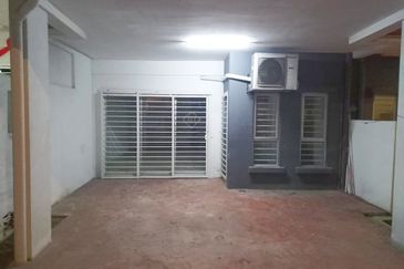 Jalan Uranus U5/122C