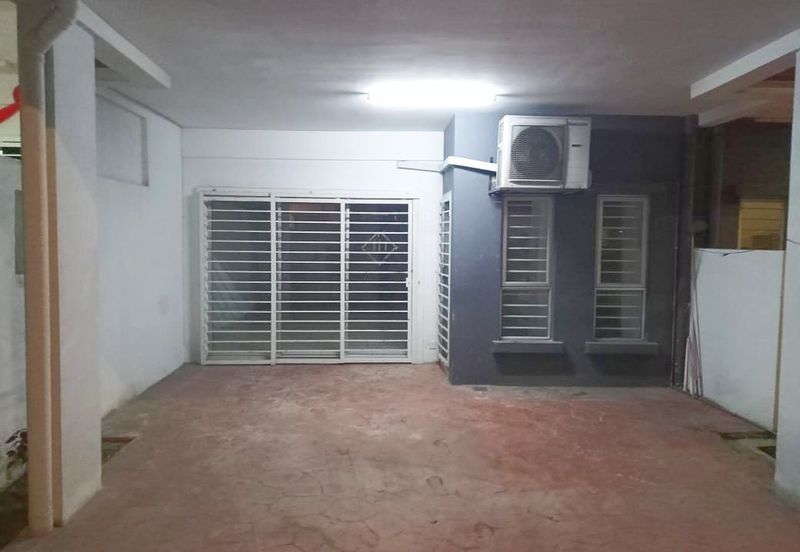 Jalan Uranus U5/122C