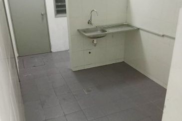 Jalan Uranus U5/122C