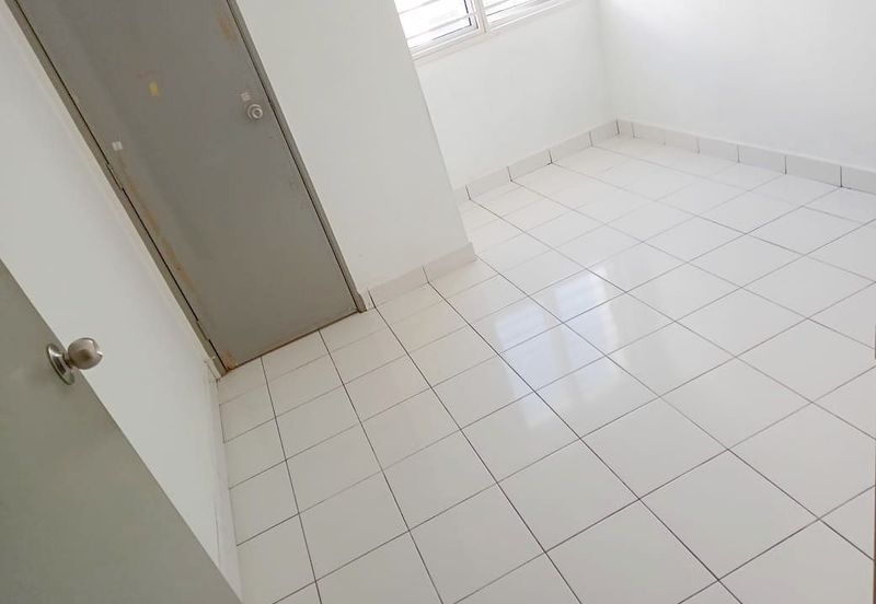 Jalan Uranus U5/122C