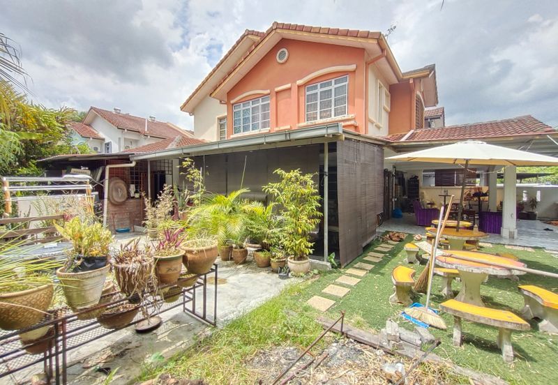 Jalan Putra Permai 10/4 C