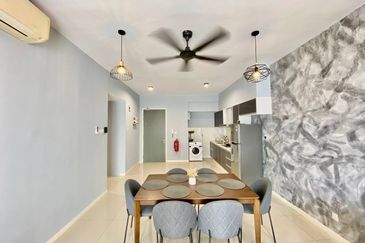 Renai Jelutong Residences