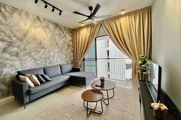 Renai Jelutong Residences