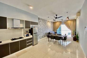 Renai Jelutong Residences