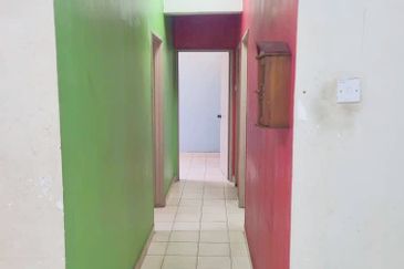 Pangsapuri Suria Subang