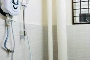 Meranti Apartment, Taman Subang Mewah