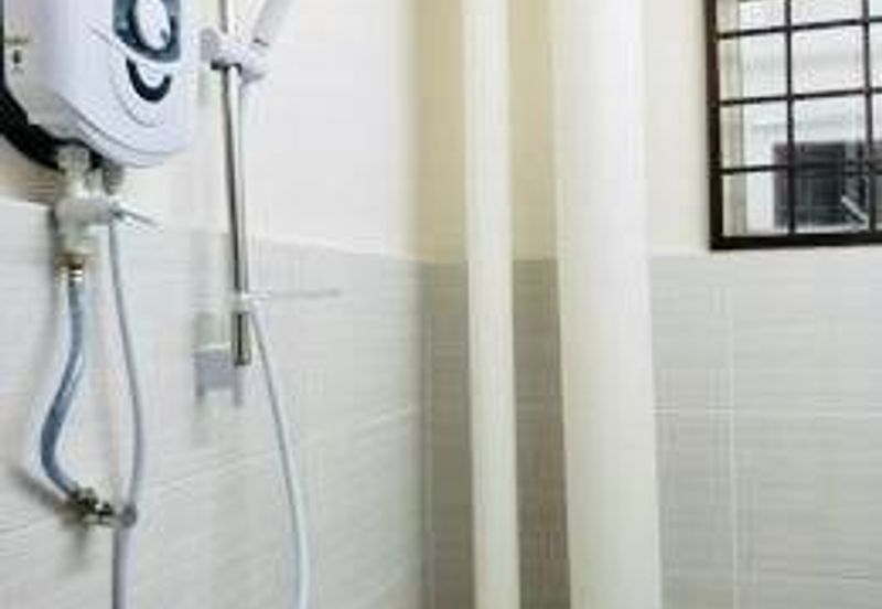 Meranti Apartment, Taman Subang Mewah