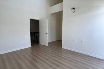 Monet Springtime @ Sunsuria City