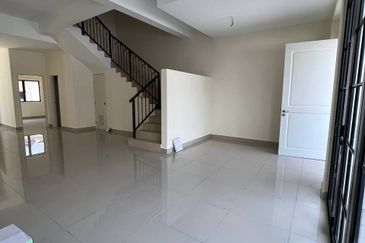 Monet Springtime @ Sunsuria City