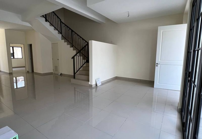 Monet Springtime @ Sunsuria City