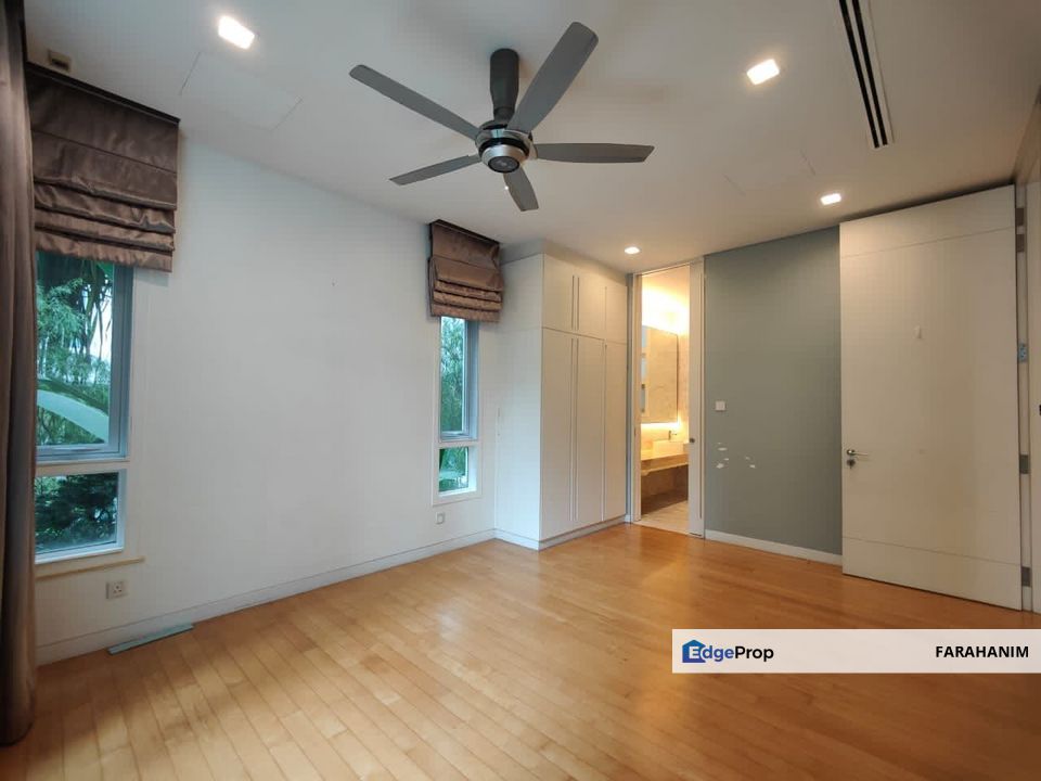 PRIVATE LIFT [JACUZZI & PRIVATE GARDEN] 4.5 Storey Linked House @ Kiara 9, Kuala Lumpur, Mont Kiara