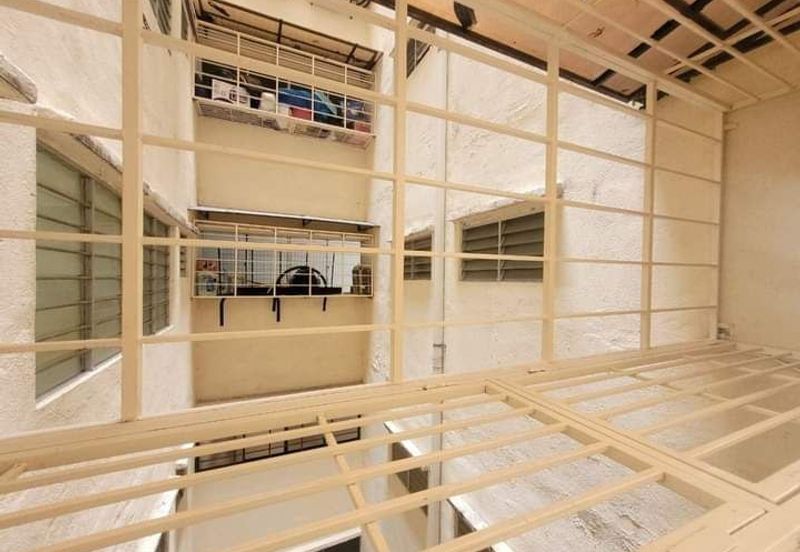 Residensi Bistaria, Ukay Bistari