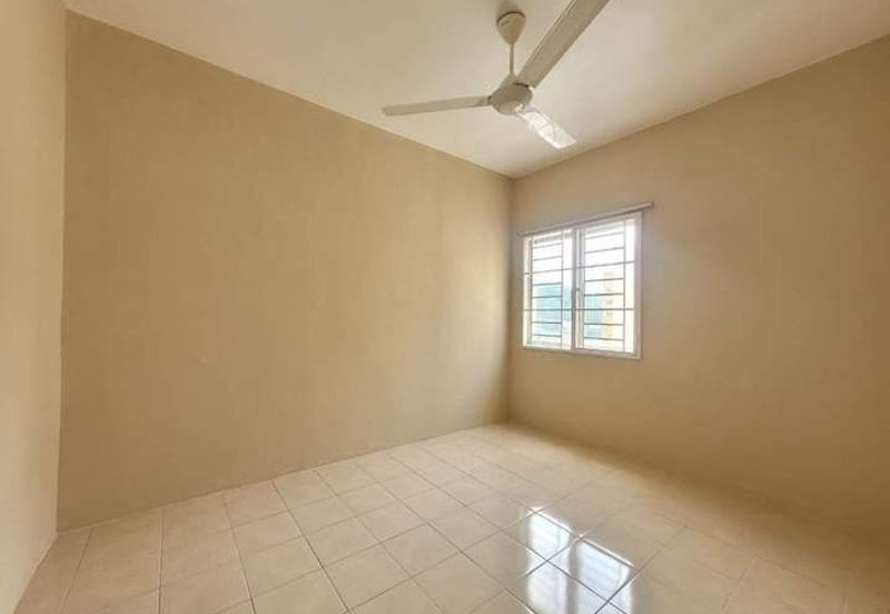 Residensi Bistaria, Ukay Bistari