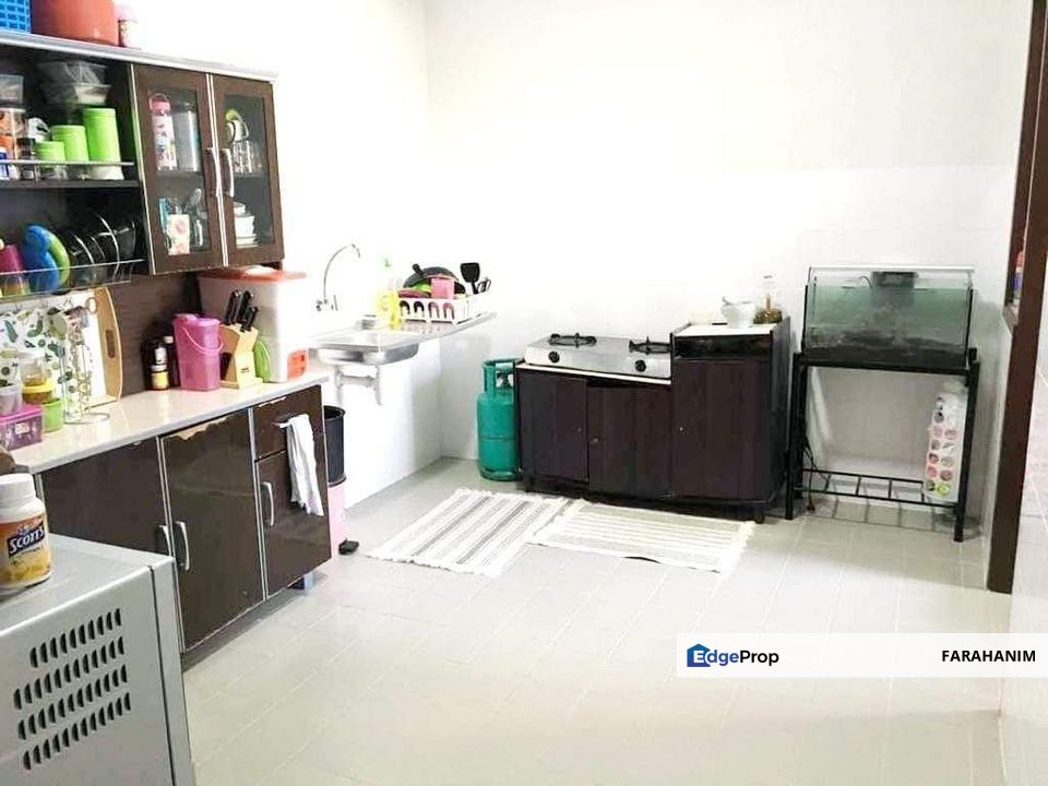 SPACIOUS! LOW DENSITY! RM350K! Embun Residence, Kajang, Selangor, Kajang