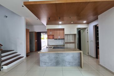 Private Swimming Pool🔥Lakeview🔥2 Storey Semi D Fera, Putrajaya 