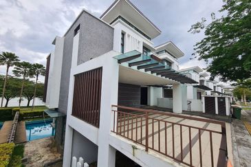 Private Swimming Pool🔥Lakeview🔥2 Storey Semi D Fera, Putrajaya 