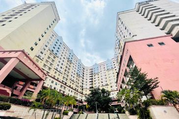 Brunsfield Service Apartment