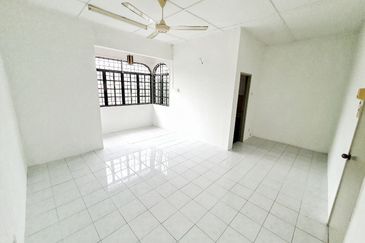 Extended! 24Hr Security! 2 Storey SL 10, Bandar Sungai Long, Kajang