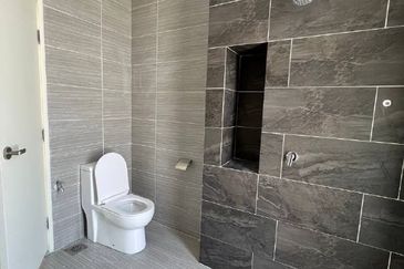 [HOT SELLING !!] DOUBLE STOREY Monet Springtime Sunsuria City KOTA WARISAN