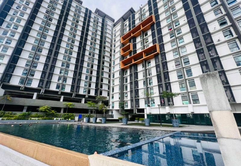 V12 Sovo (Menara Suria)