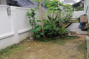 WELL Kept Renovated !  2 Storey SEMI-D CLUSTER @ Bandar Saujana Putra