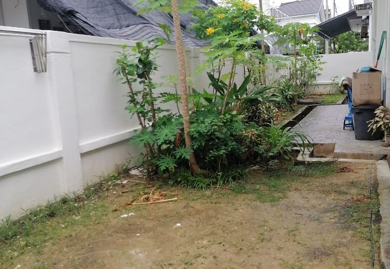 WELL Kept Renovated !  2 Storey SEMI-D CLUSTER @ Bandar Saujana Putra