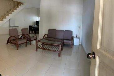 [FOR SALE!] Teres 2 tingkat Taman Melati, Lumut Perak