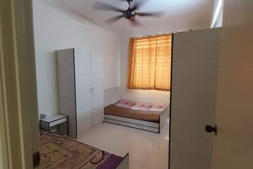 [FOR SALE!] Teres 2 tingkat Taman Melati, Lumut Perak