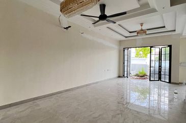 NICE DESIGN!! Double Storey Monet Springtime Sunsuria, Kota Warisan