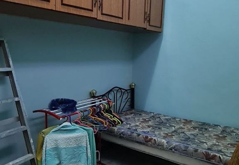 Low Booking ! [INTERMEDIATE] Taman Desa Kemuning Seksyen 32, Shah Alam