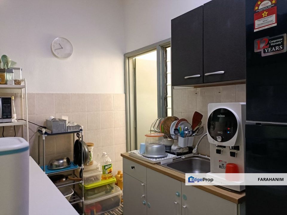 (Near to LRT Puchong Prima) Apartment Puchong Permata 1 , Selangor, Puchong