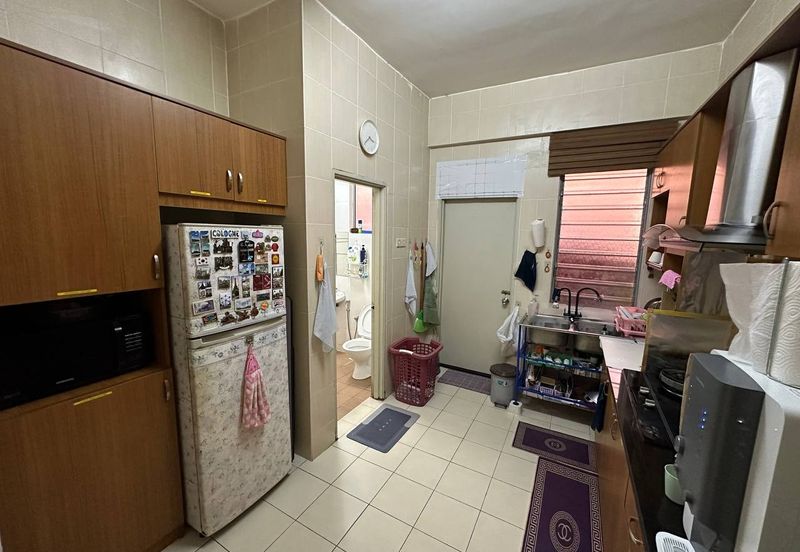 For Sale !! DOUBLE STOREY INTERMEDIATE HOUSE TAMAN ALAM BUDIMAN 