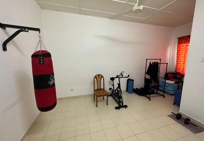 For Sale !! DOUBLE STOREY INTERMEDIATE HOUSE TAMAN ALAM BUDIMAN 