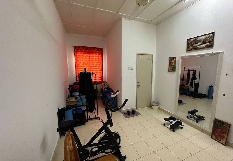 For Sale !! DOUBLE STOREY INTERMEDIATE HOUSE TAMAN ALAM BUDIMAN 