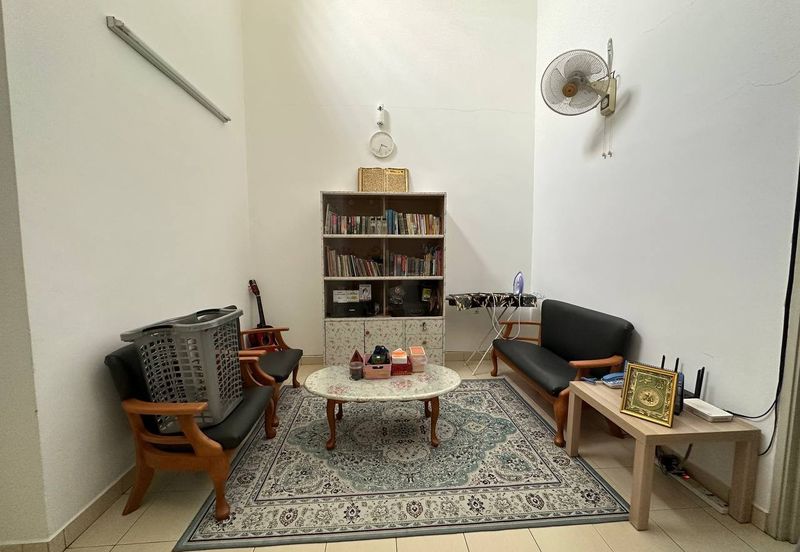 For Sale !! DOUBLE STOREY INTERMEDIATE HOUSE TAMAN ALAM BUDIMAN 